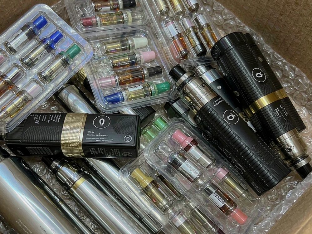 Buyer's Guide to Kafficarat tanks — bulk case