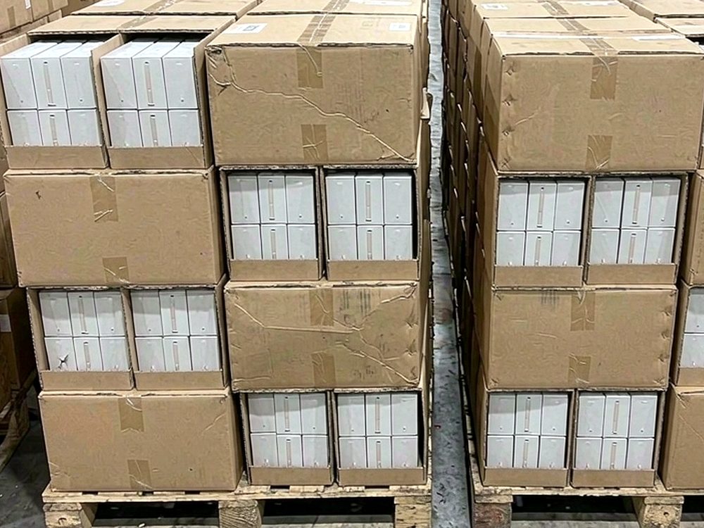 Buyer's Guide to Kafficarat tanks — with fast shipping
