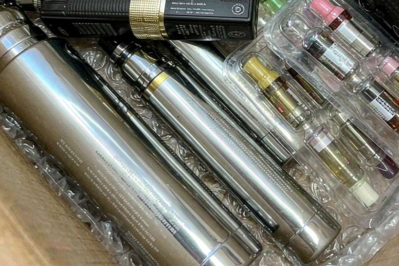 Compliance Notes for Kafficarat accessories — Middle East