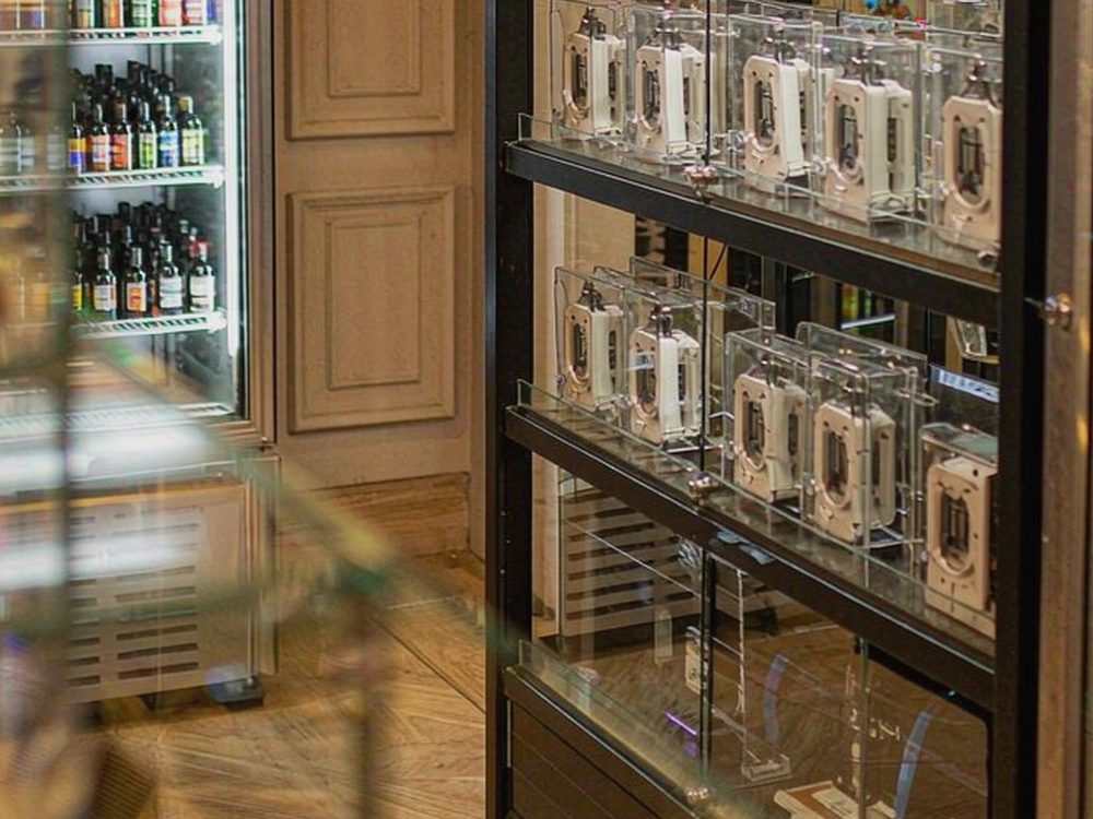 How to Store Kafficarat devices — bulk case