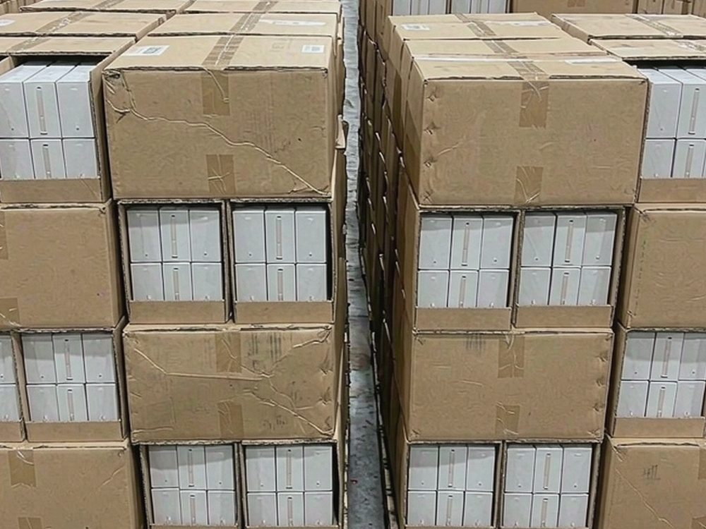 Restocking Kafficarat e-liquid — bulk case