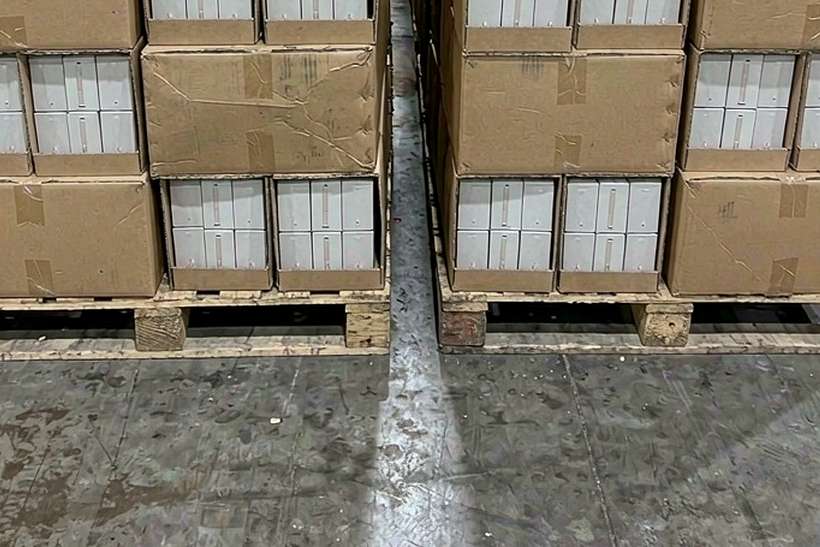 Warehouse Options for Kafficarat devices — container load