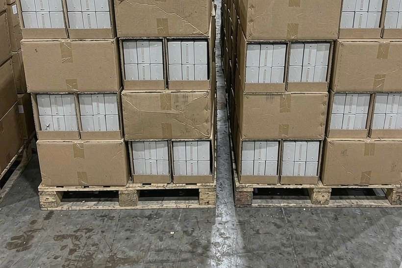 Warehouse Options for Kafficarat hardware — container load